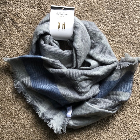 Cozy scarf - Picture 1 of 3